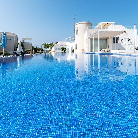 Blue Diamond Beach Villas Πάφος Εξωτερικό φωτογραφία
