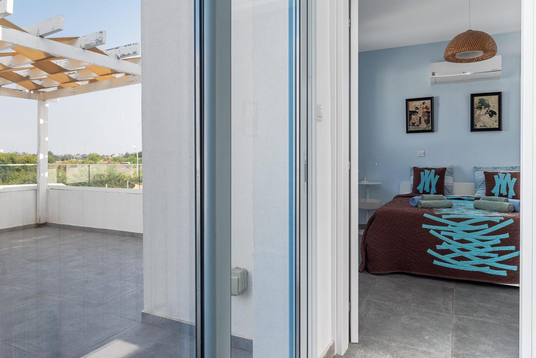 Blue Diamond Beach Villas Πάφος Εξωτερικό φωτογραφία