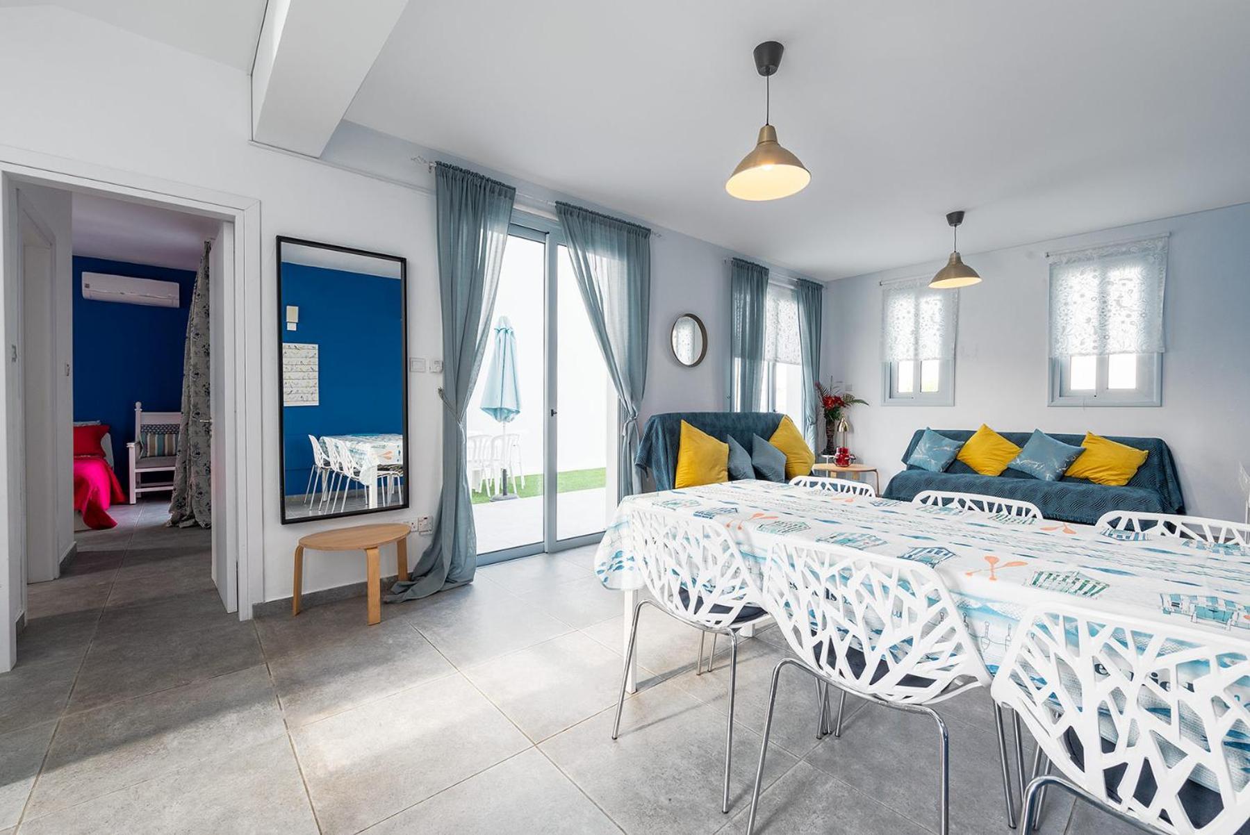 Blue Diamond Beach Villas Πάφος Εξωτερικό φωτογραφία