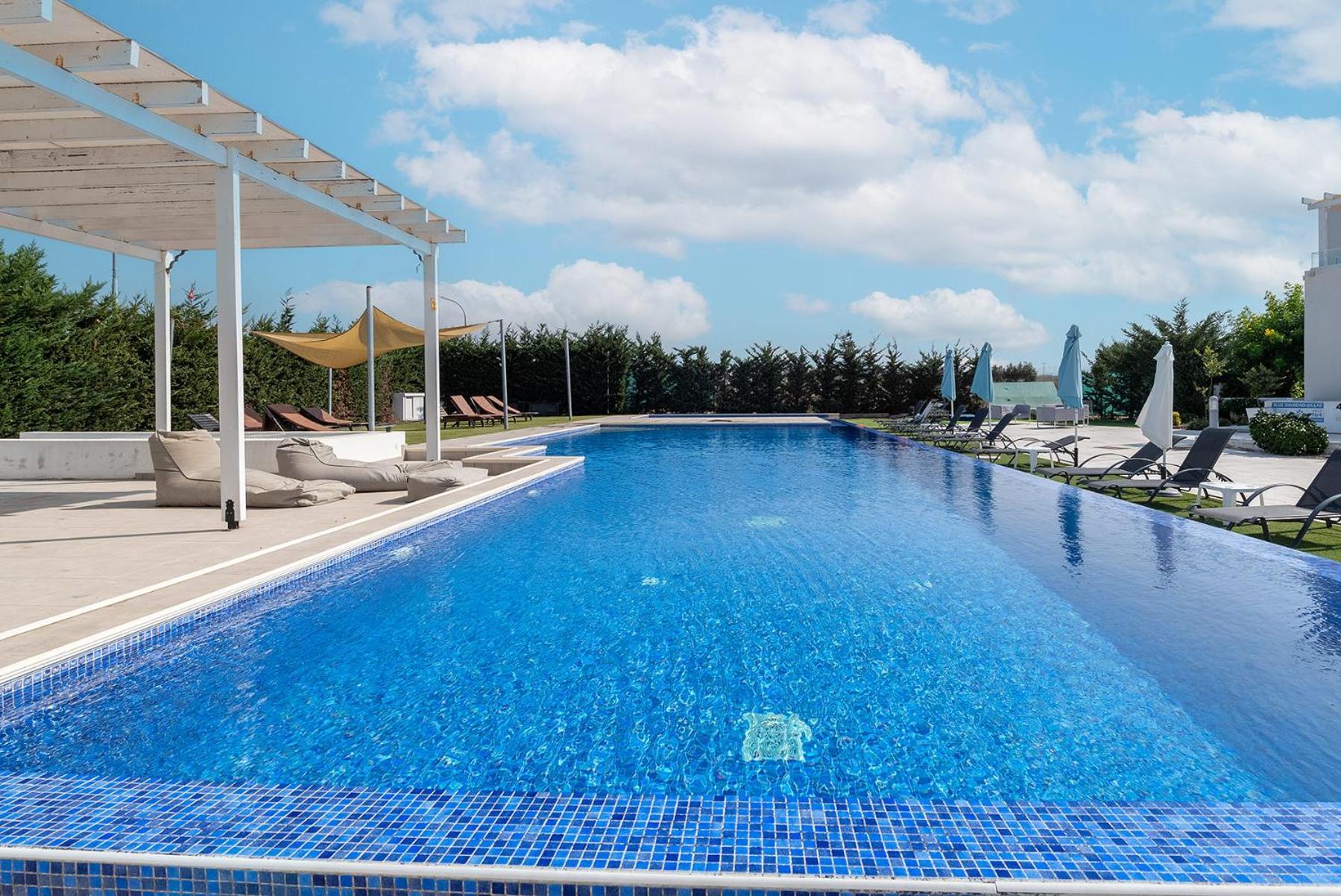 Blue Diamond Beach Villas Πάφος Εξωτερικό φωτογραφία