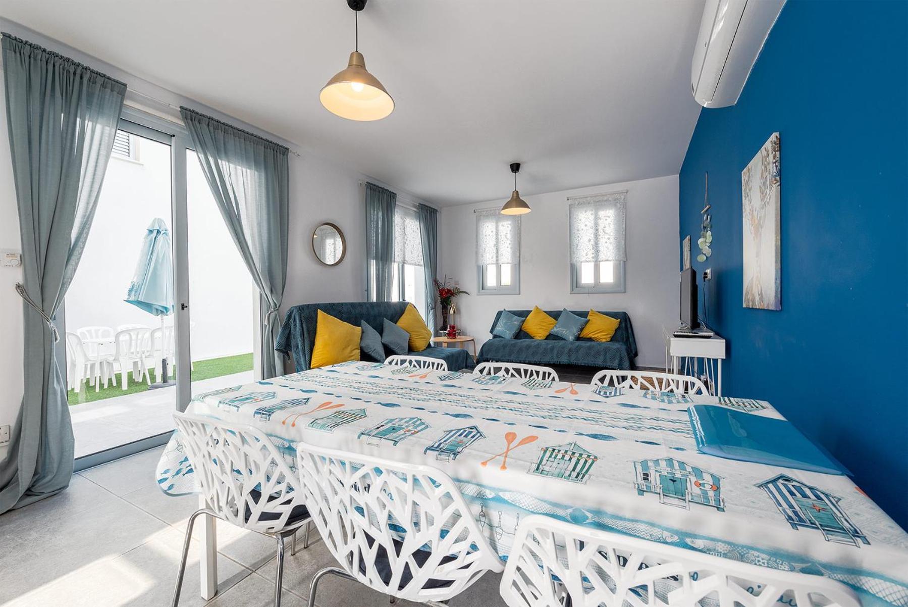 Blue Diamond Beach Villas Πάφος Εξωτερικό φωτογραφία