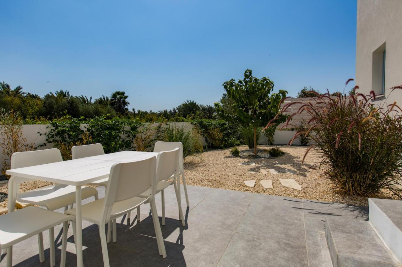 Blue Diamond Beach Villas Πάφος Εξωτερικό φωτογραφία