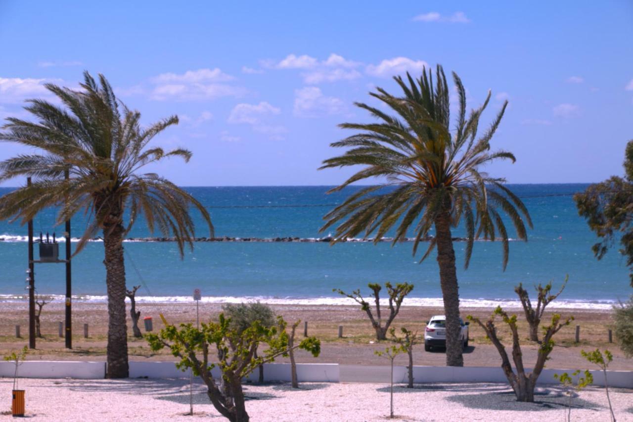Blue Diamond Beach Villas Πάφος Εξωτερικό φωτογραφία